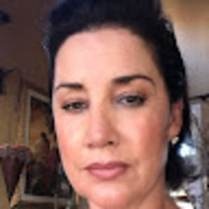 Meet your Posher, Cristina